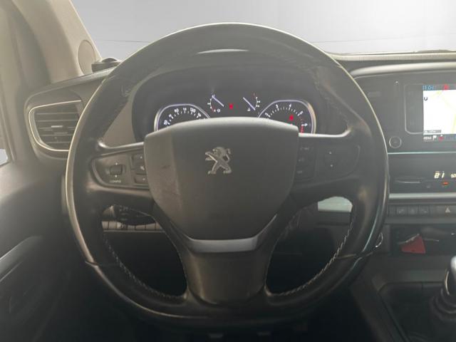 Peugeot Traveller image 3