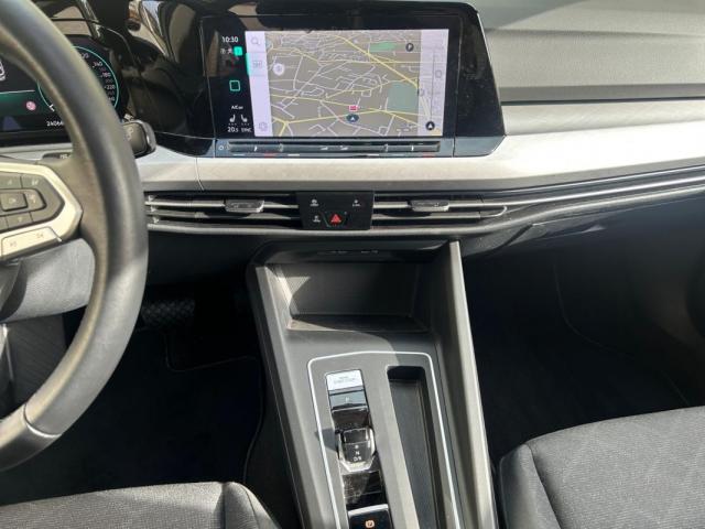 Volkswagen Golf image 2