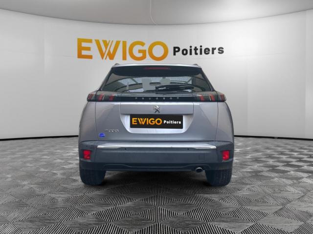 Peugeot 2008 image 1