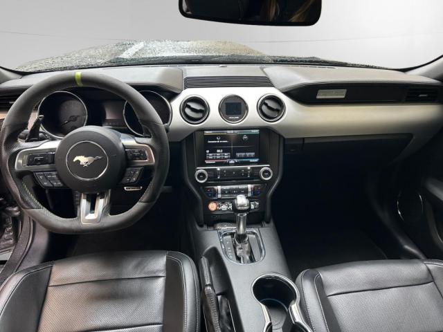 Ford Mustang image 7