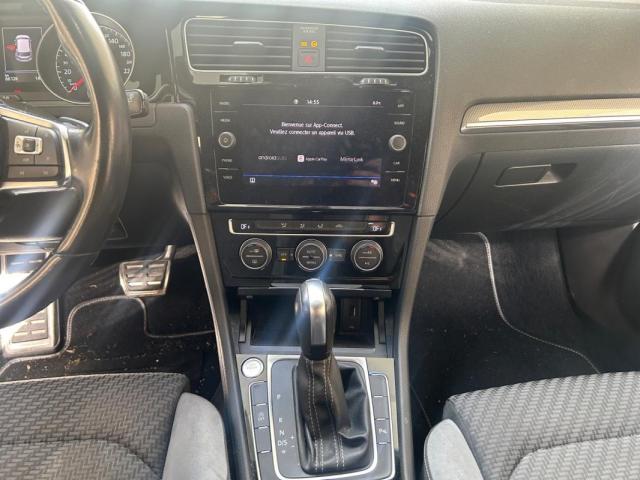 Volkswagen Golf image 8