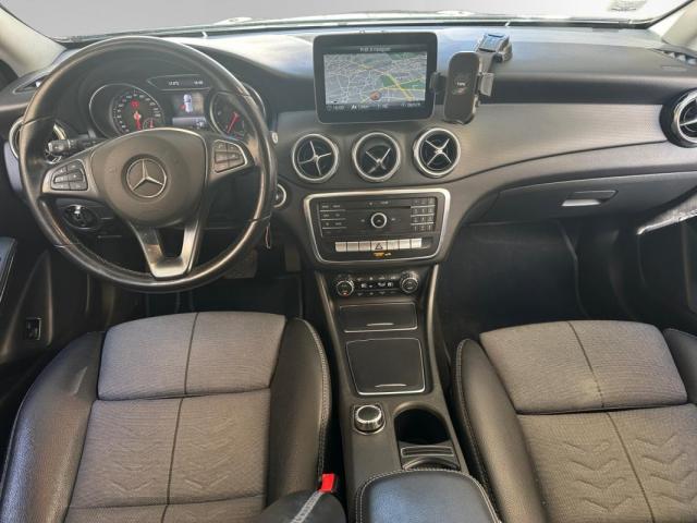 Mercedes Benz Gla image 3