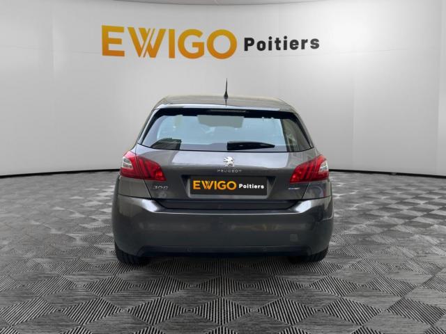 Peugeot 308 image 2
