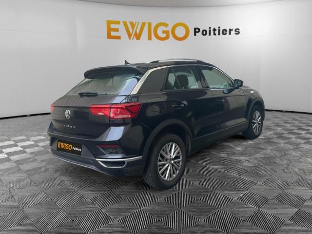 Volkswagen T-Roc image 3