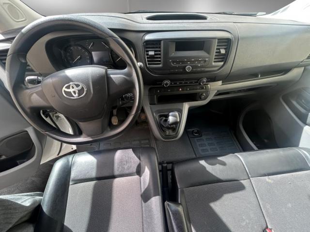 Toyota Proace image 1