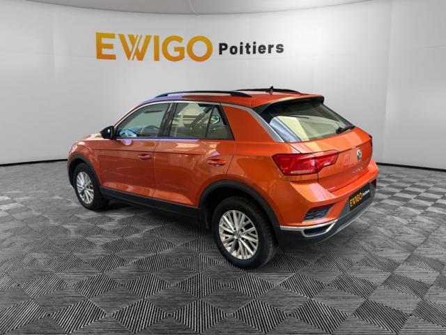 Volkswagen T-Roc image 2