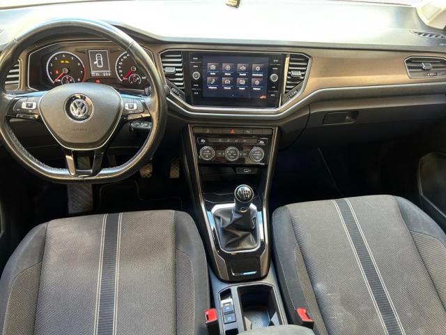 Volkswagen T-Roc image 7