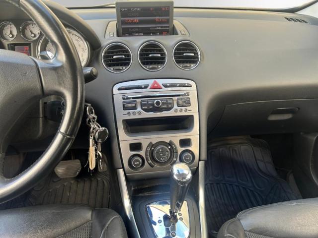 Peugeot 308 image 9