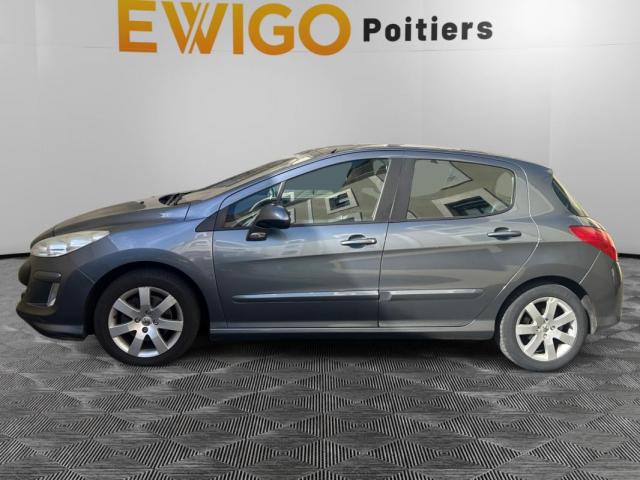 Peugeot 308 image 2
