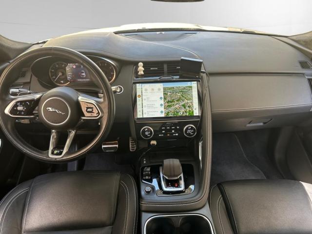 Jaguar E-Pace image 6