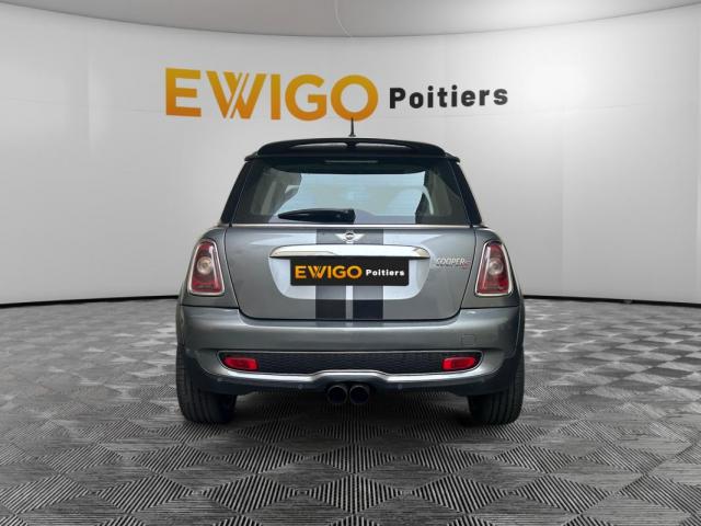 Mini Cooper S image 3