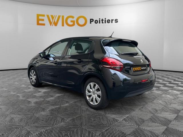 Peugeot 208 image 3