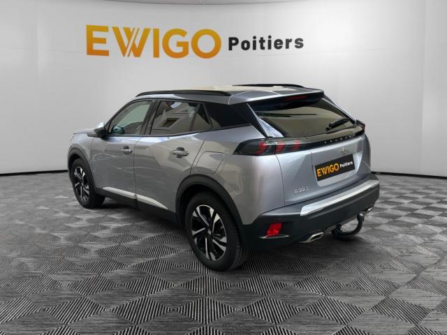 Peugeot 2008 image 3