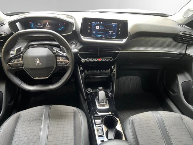 Peugeot 2008 image 1