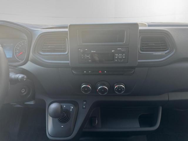 Renault Master image 4