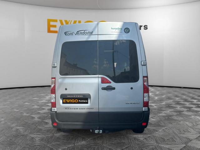 Renault Master image 1