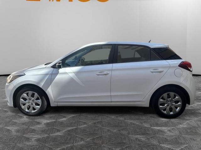 Hyundai I20 image 2