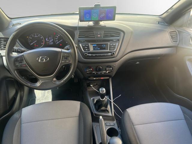 Hyundai I20 image 7