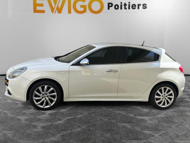 Alfa Romeo Giulietta image 3