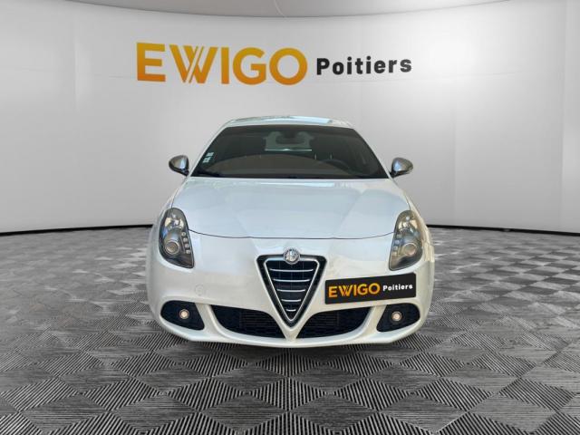 Alfa Romeo Giulietta image 7