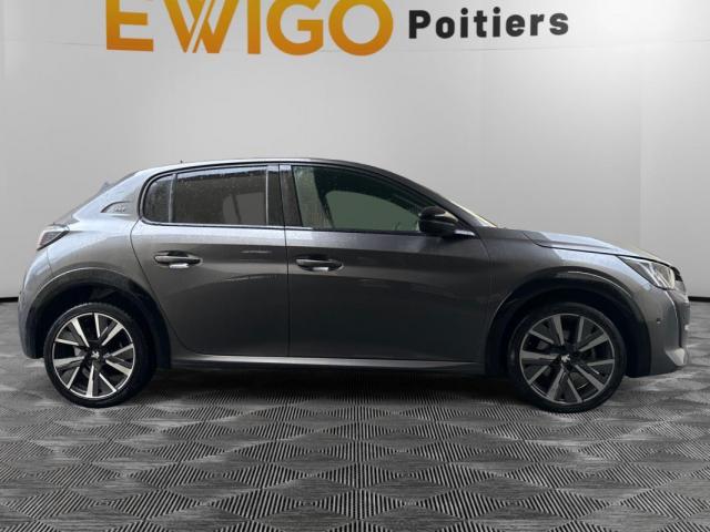 Peugeot 208 image 2
