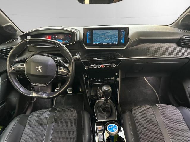 Peugeot 208 image 4