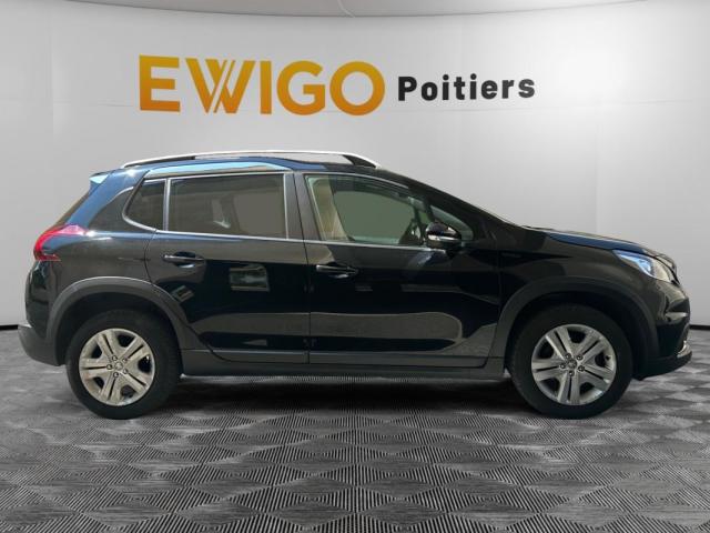 Peugeot 2008 image 3