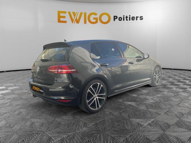 Volkswagen Golf image 6