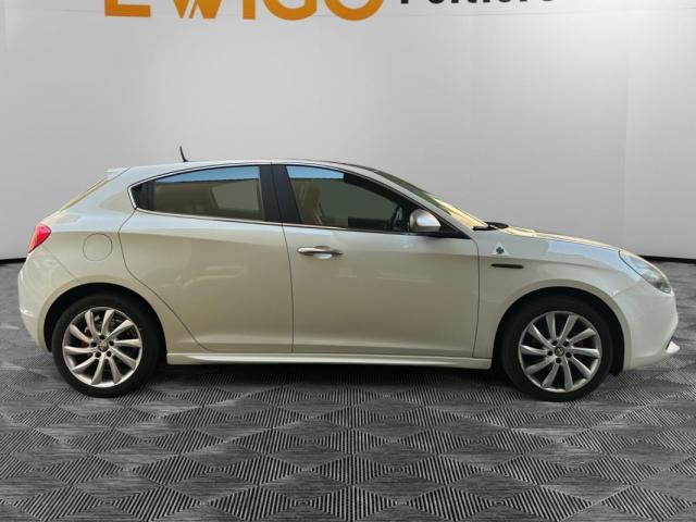Alfa Romeo Giulietta image 1