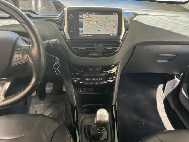 Peugeot 2008 image 9