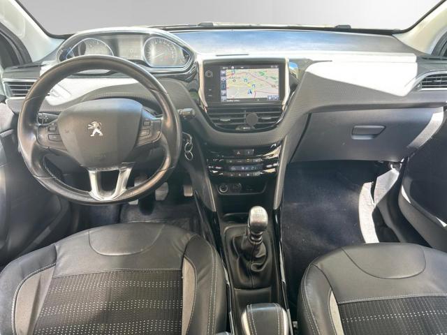Peugeot 2008 image 5