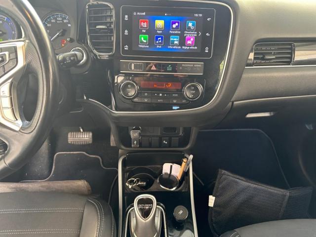 Mitsubishi Outlander image 6