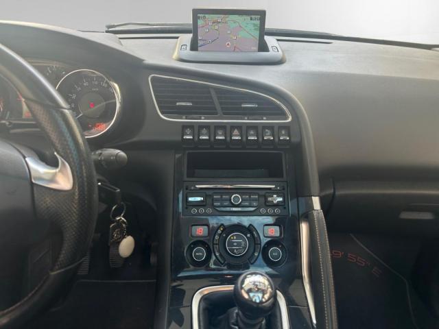 Peugeot 3008 image 1