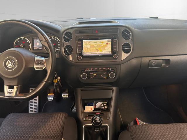 Volkswagen Tiguan image 8