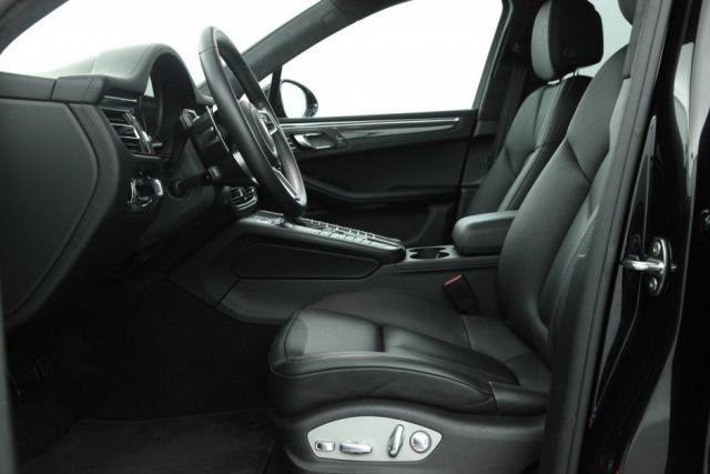 Porsche Macan image 7