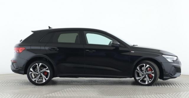 Audi A3 Sportback image 2