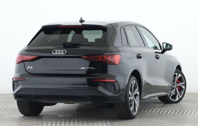 Audi A3 Sportback image 8