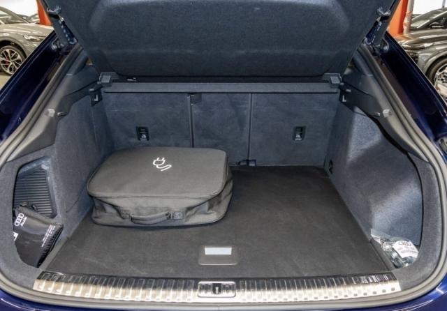 Audi Q3 image 8