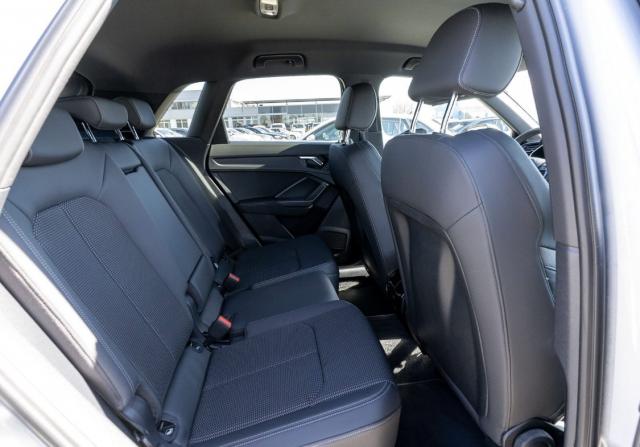 Audi Q3 image 6