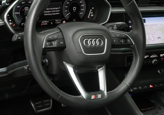Audi Q3 image 4