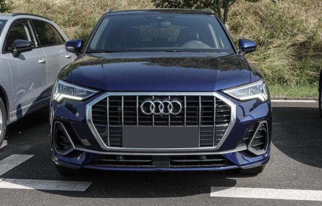 Audi Q3 image 2