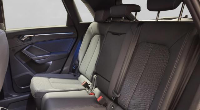 Audi Q3 image 2