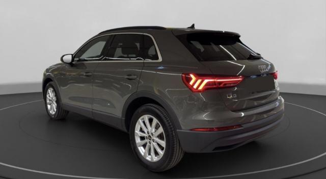 Audi Q3 image 9
