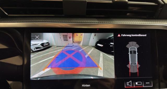 Audi Q3 image 8