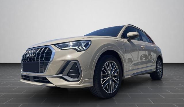 Audi Q3 45 Tfsie 245 S-Line Hybride Rechargeable / Camera 360° Apple Carplay Android Auto Keyless Siege Elec