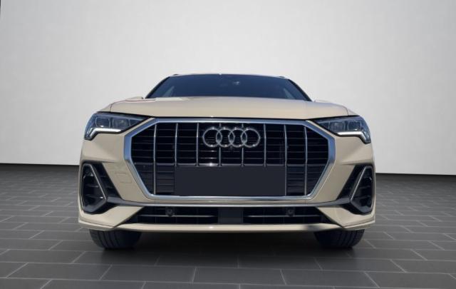 Audi Q3 image 5