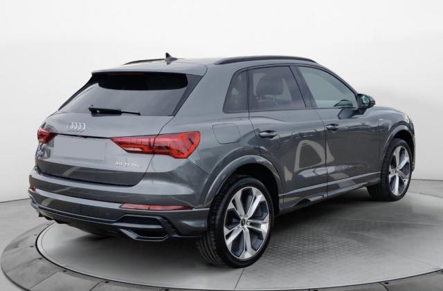 Audi Q3 image 3