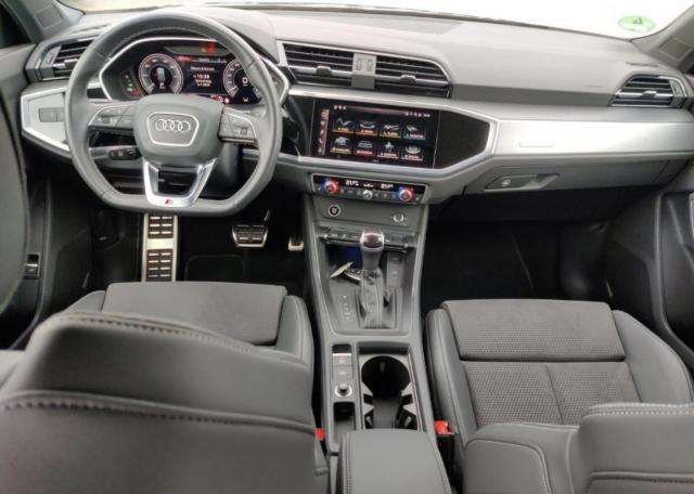 Audi Q3 image 8