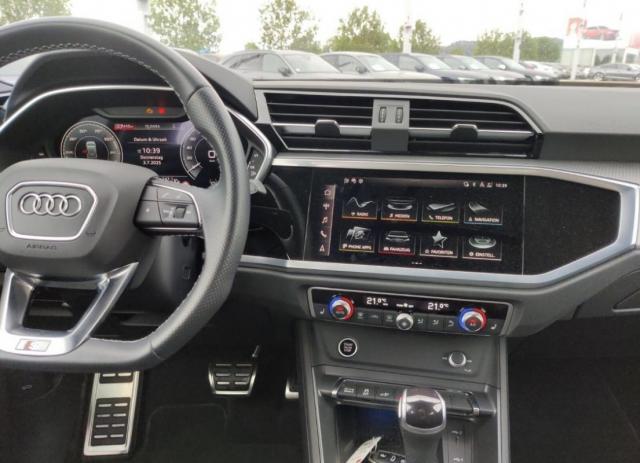 Audi Q3 image 9