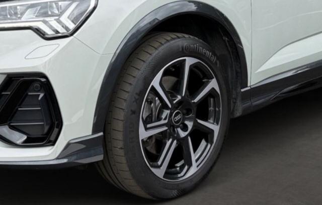Audi Q3 image 2